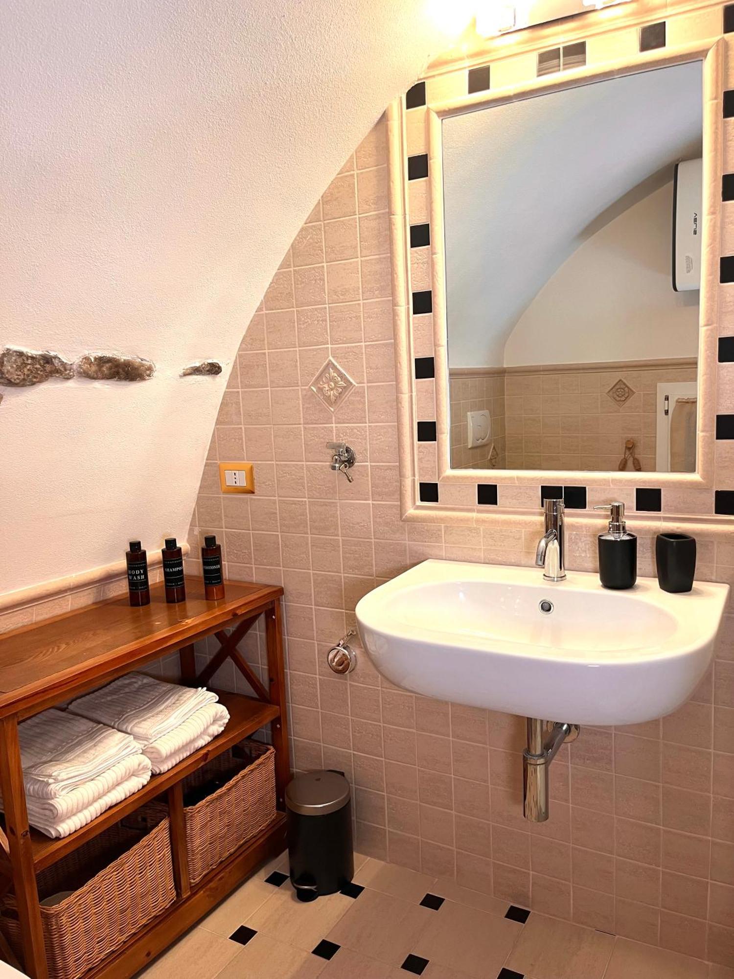 Ca' Pecina - Casa Vacanze Dolceacqua Ngoại thất bức ảnh