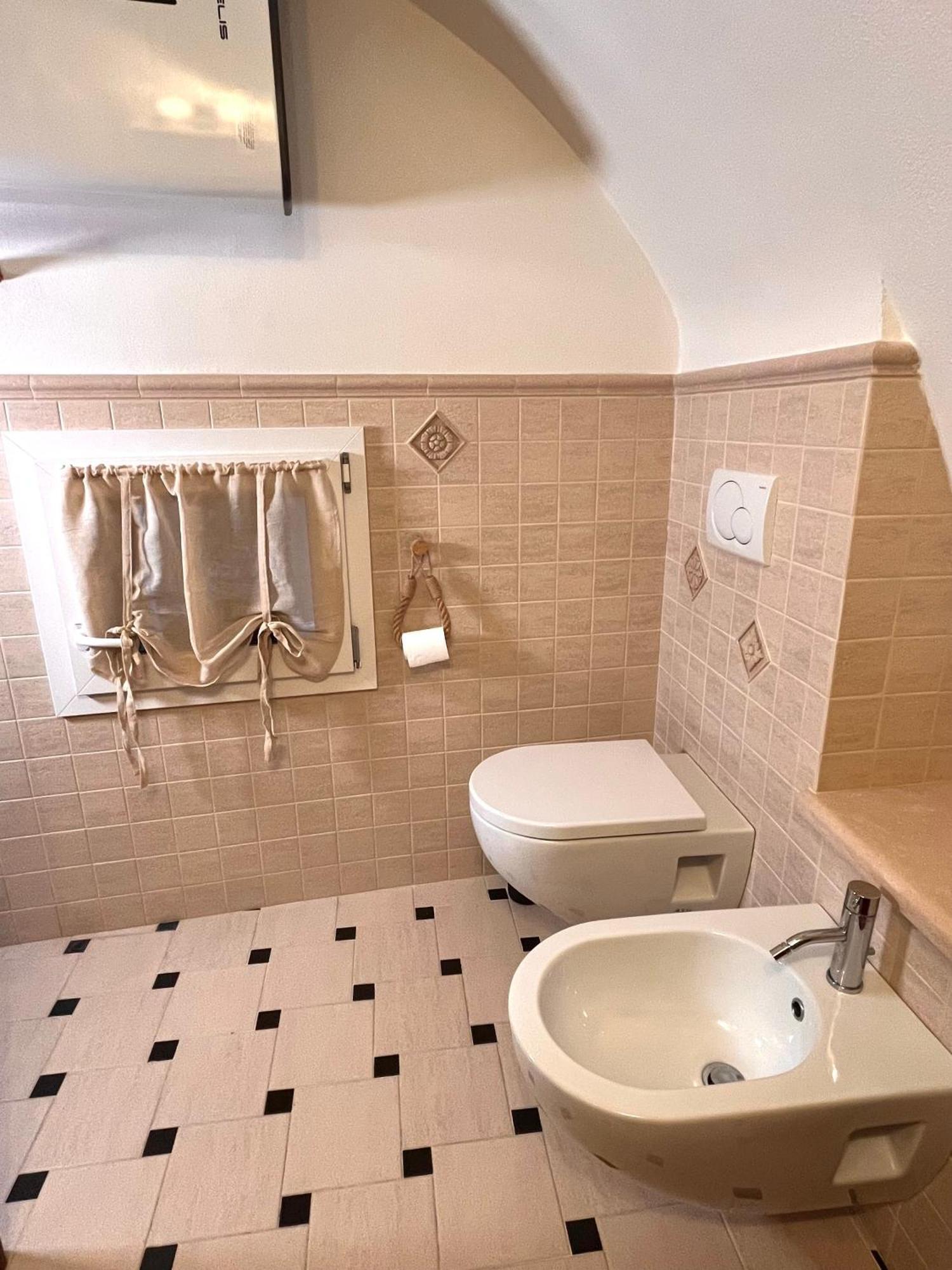Ca' Pecina - Casa Vacanze Dolceacqua Ngoại thất bức ảnh