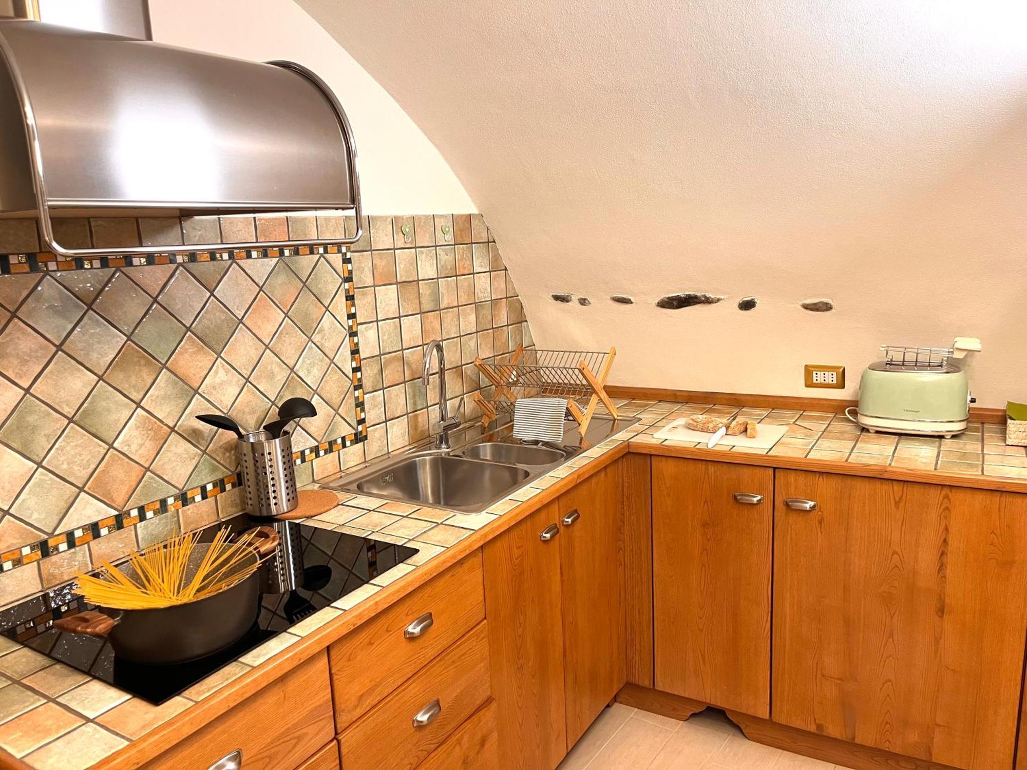 Ca' Pecina - Casa Vacanze Dolceacqua Ngoại thất bức ảnh
