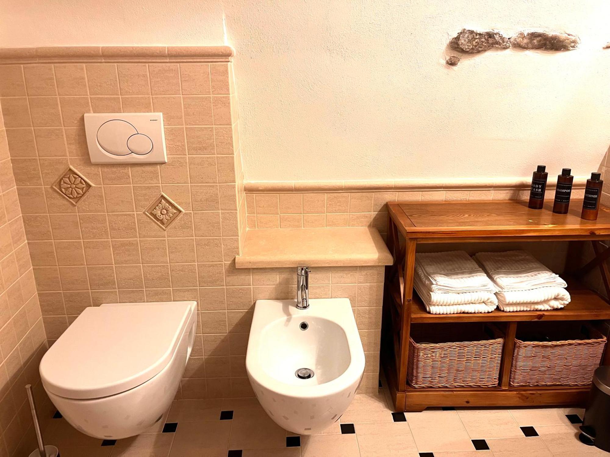 Ca' Pecina - Casa Vacanze Dolceacqua Ngoại thất bức ảnh